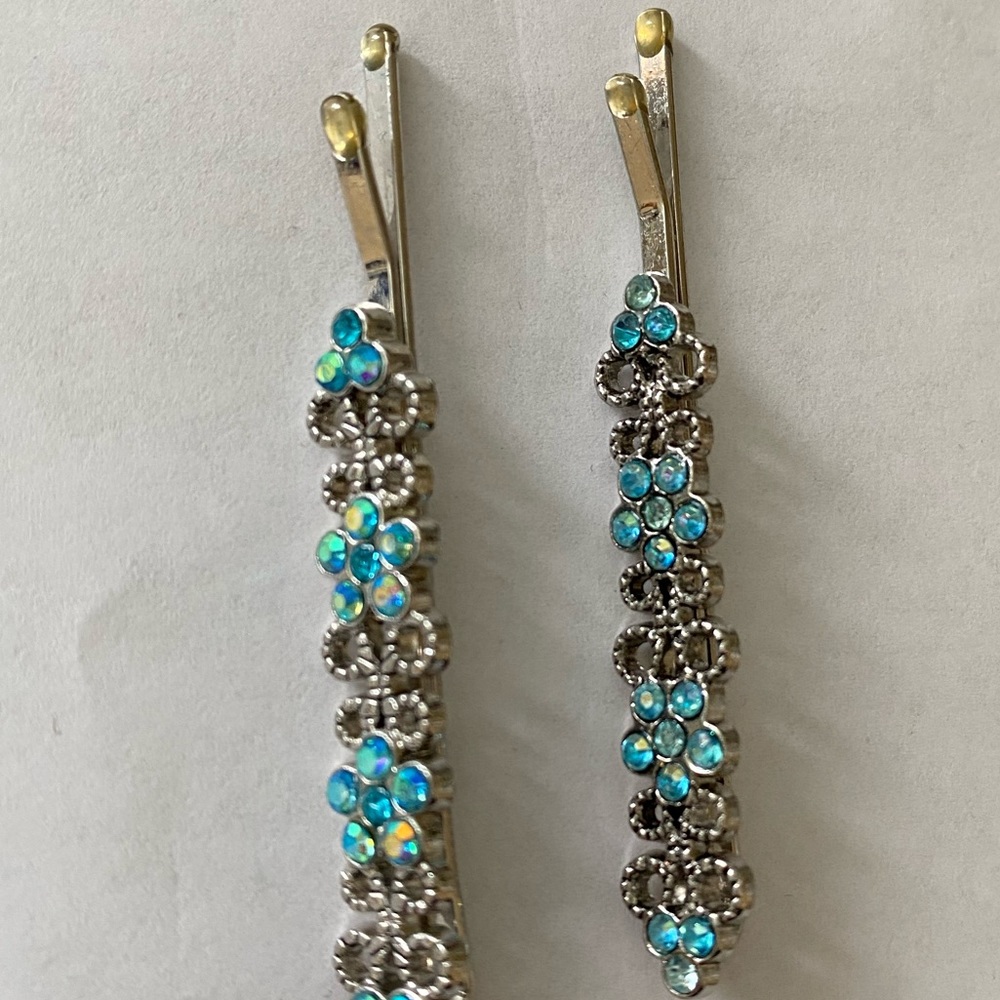 Blue Floral Hair Pins 🌸